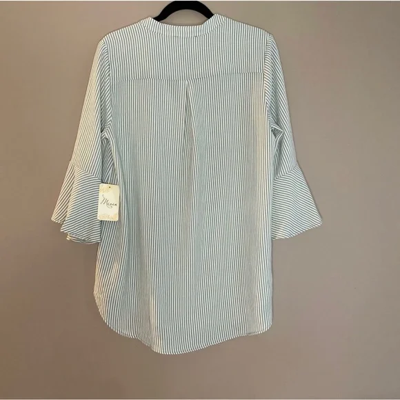 Green and white striped 3/4 Sleeve Bell Tunic with Mandarin Collar - Picture 2 of 3